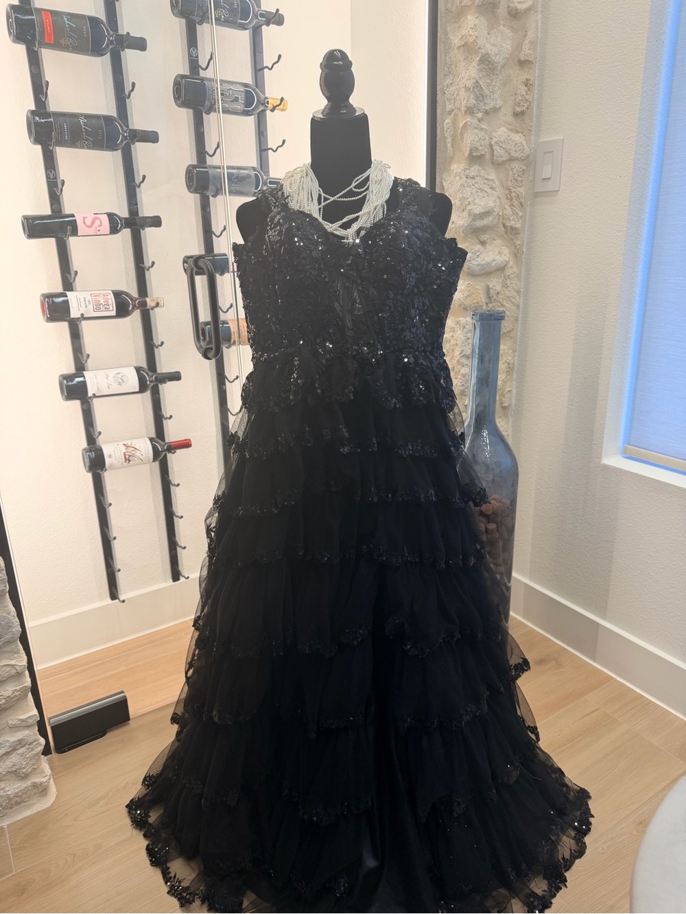 Women Black Sequin Tiered Formal Dress - M